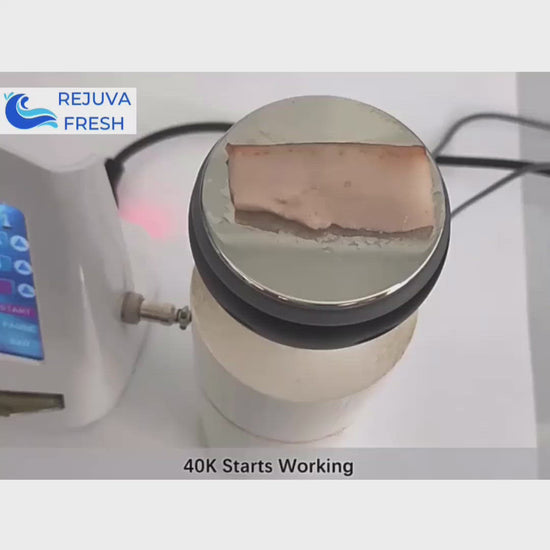 40k Cavitation Machine Probe Dissolves a Piece if Fat.